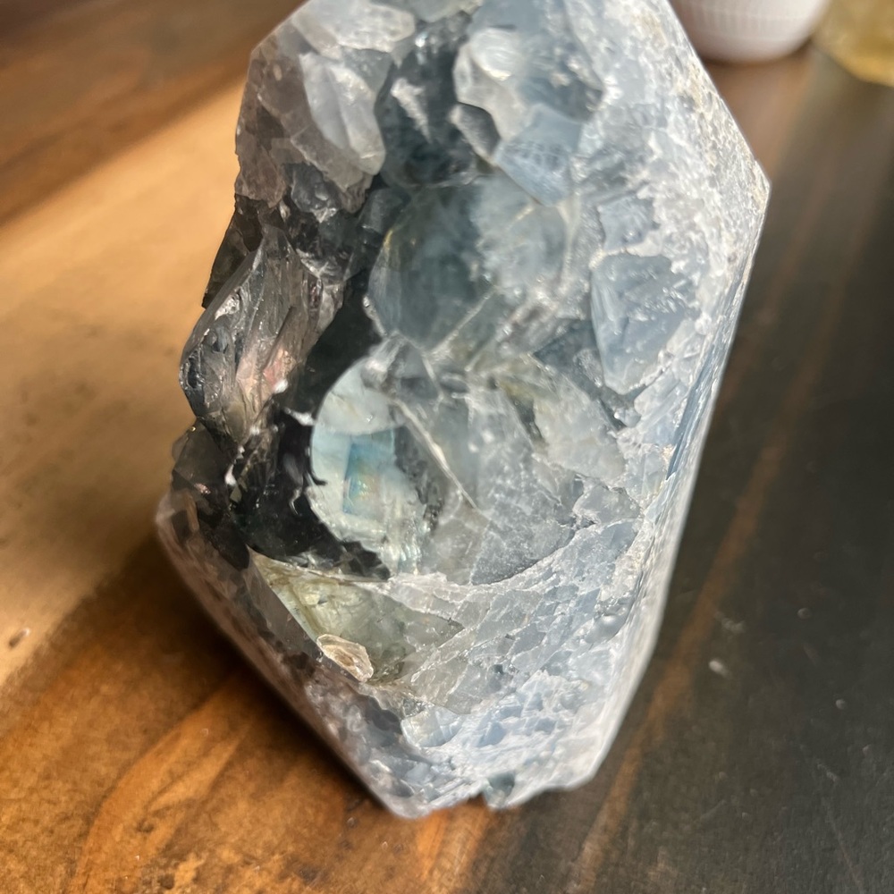 ✨Blue Calcite Crystal Geode✨ - Picture 5 of 7